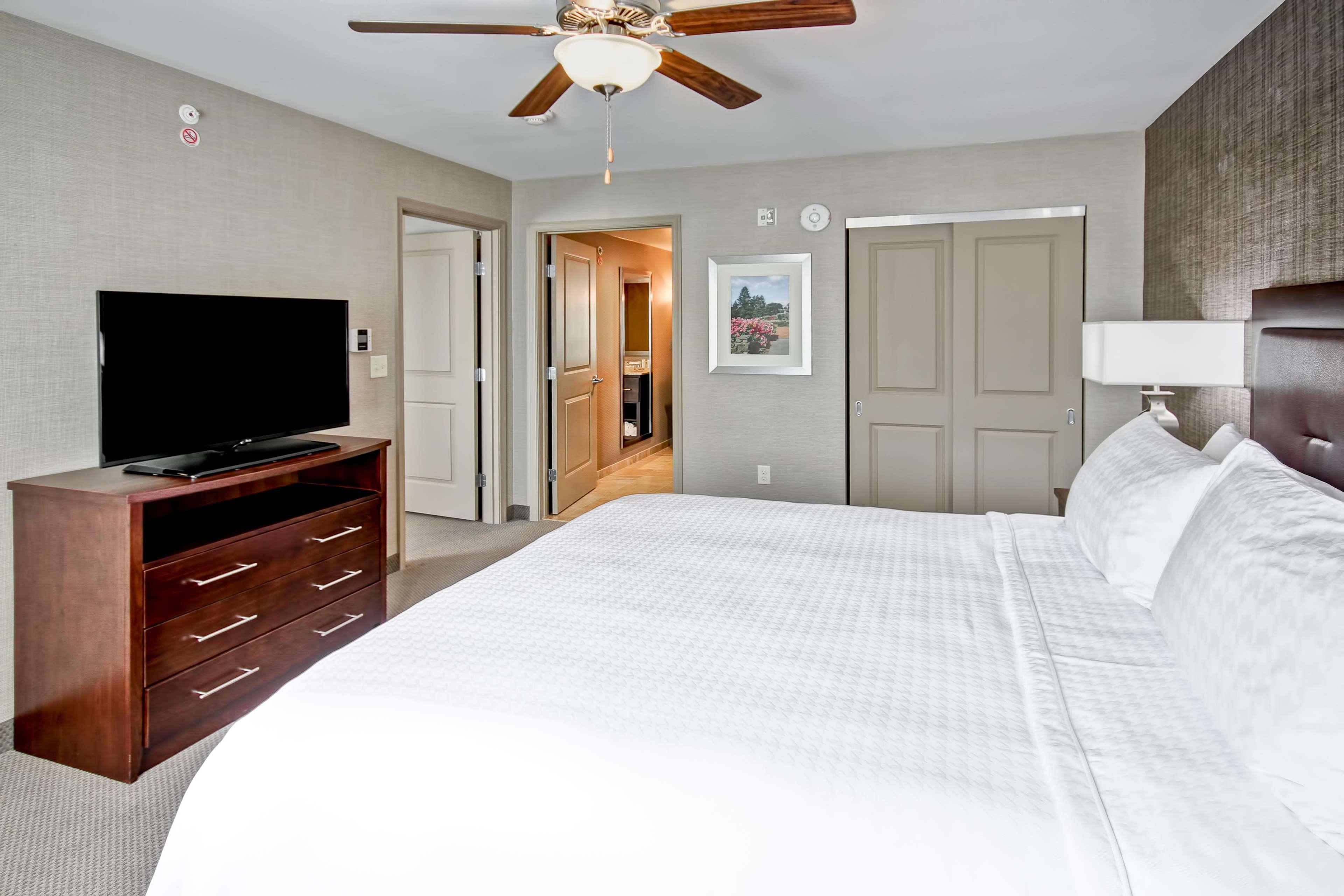 Homewood Suites By Hilton Bridgewater/Branchburg Exterior foto